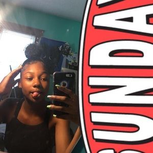 Meet your Posher, Deanna